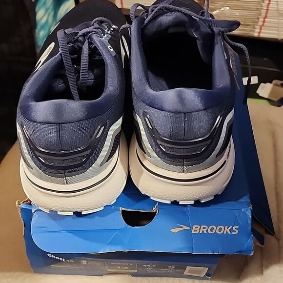 Brooks Women's Ghost 15 Navy Running Shoes NWT Size 12Wide in OG BOX - Picture 4 of 5